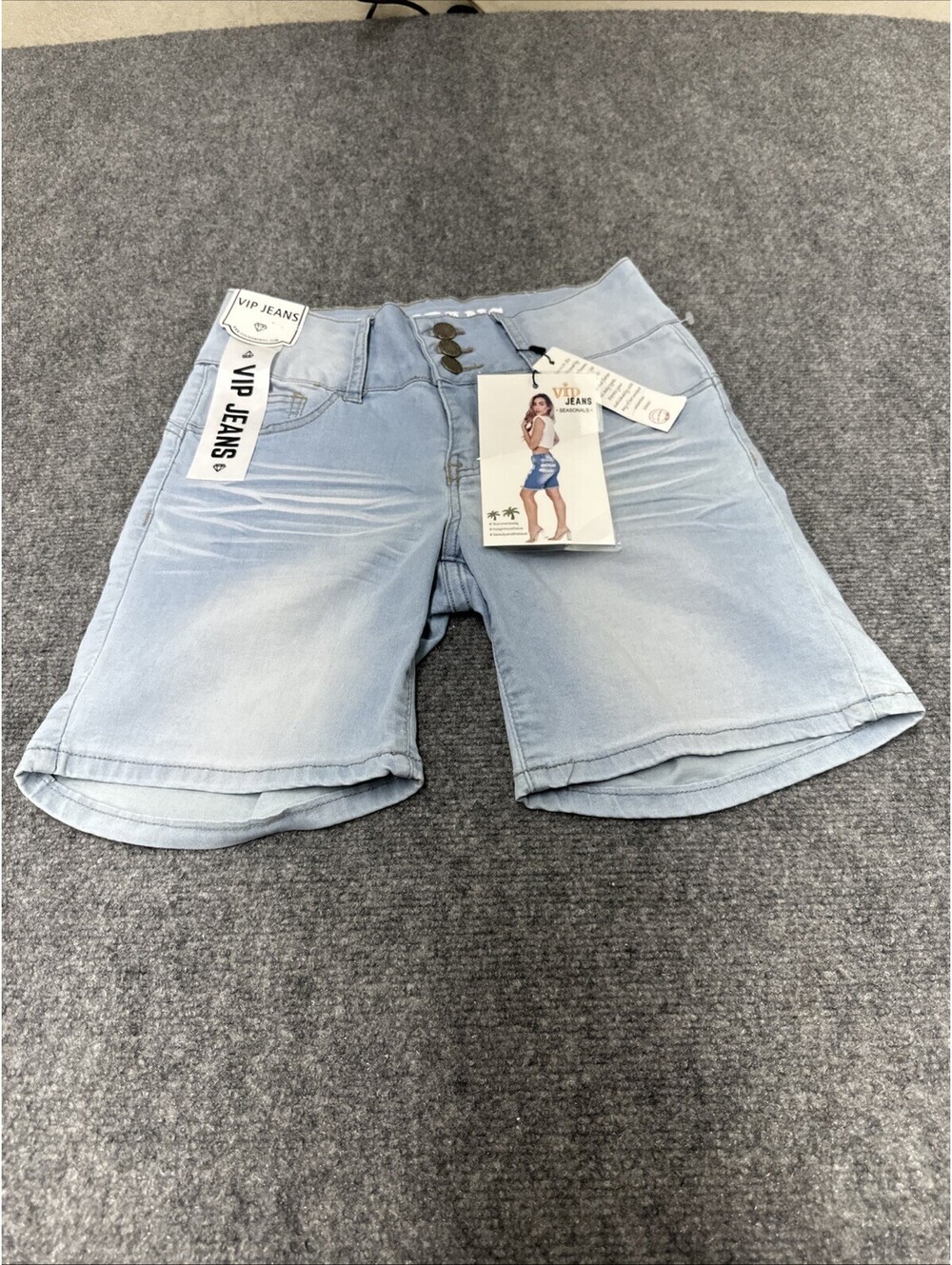 womens vip jeans Shorts 3/26 Regular RN#3958385
